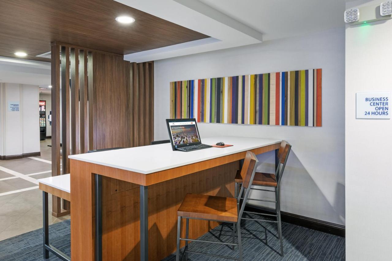 Holiday Inn Express Hotel & Suites Picayune By Ihg מראה חיצוני תמונה